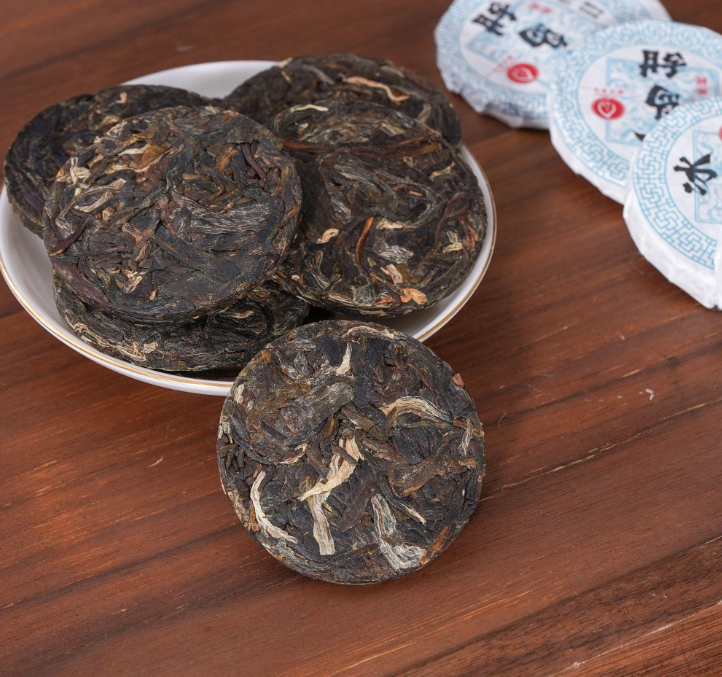 【精选古树冰岛】玲珑饼滋味甜爽 喉韵幽深 普洱生茶笋壳装